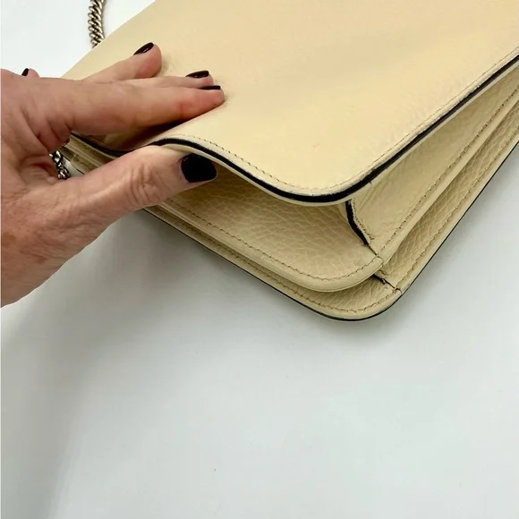 Gucci Cream Leather Shoulder Bag with Gold Hardware - Picture 10 of 10